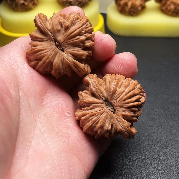 c***b吊坠文玩核桃47全品四座楼