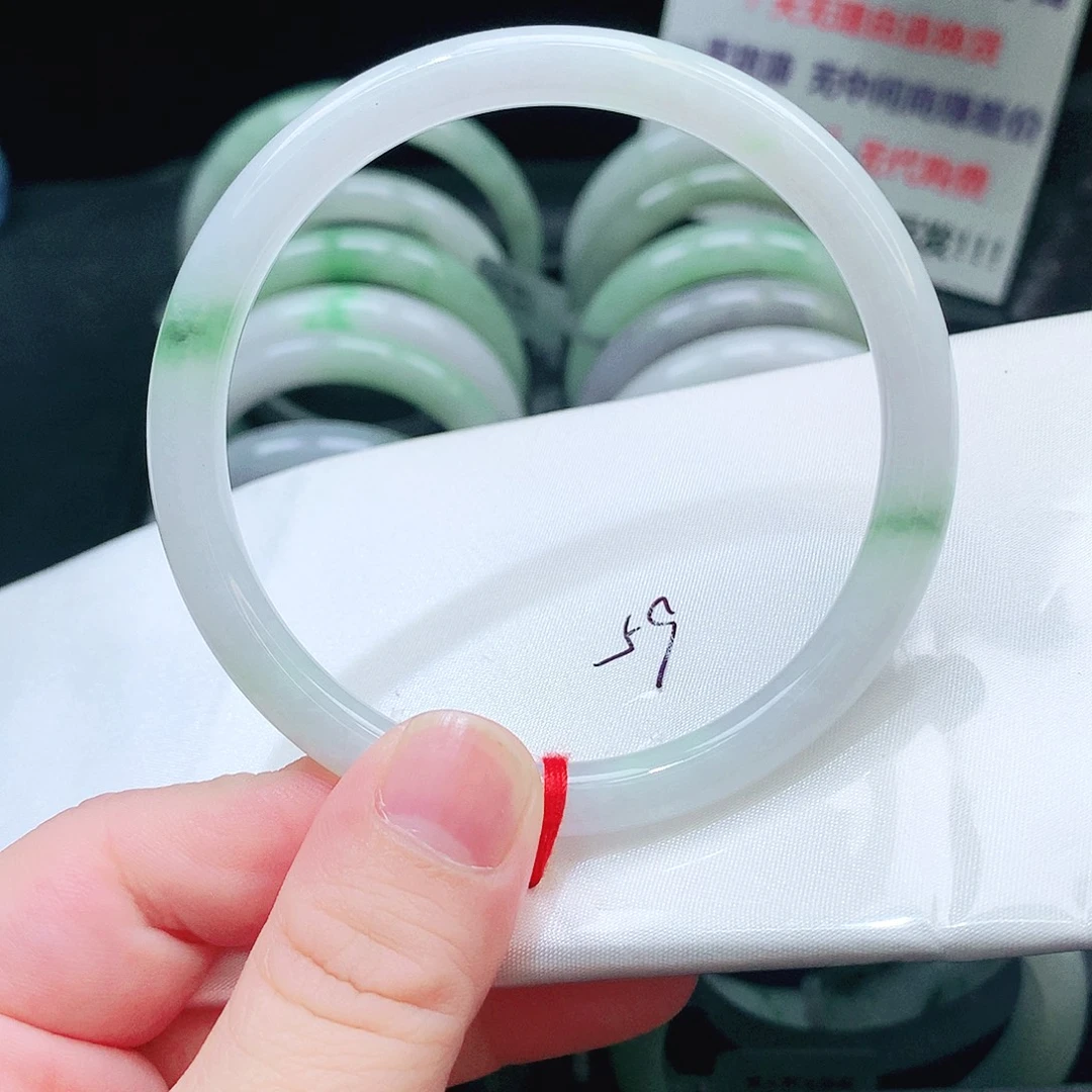 翡翠未镶嵌手镯39