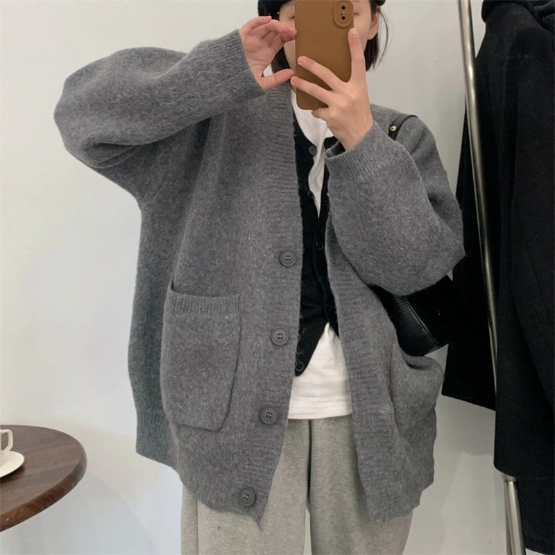 针织开衫女2025秋冬新款毛衣慵懒风大口袋韩版v领宽松显瘦外套女
