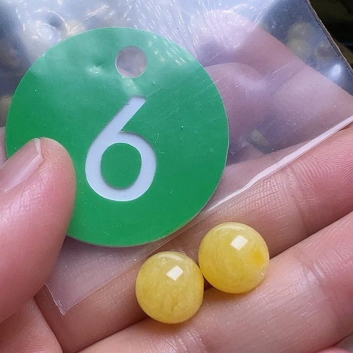 蜜蜡未镶嵌珠宝奇石欢****行10m m