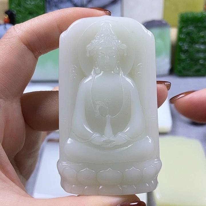 颈饰未镶嵌和田玉