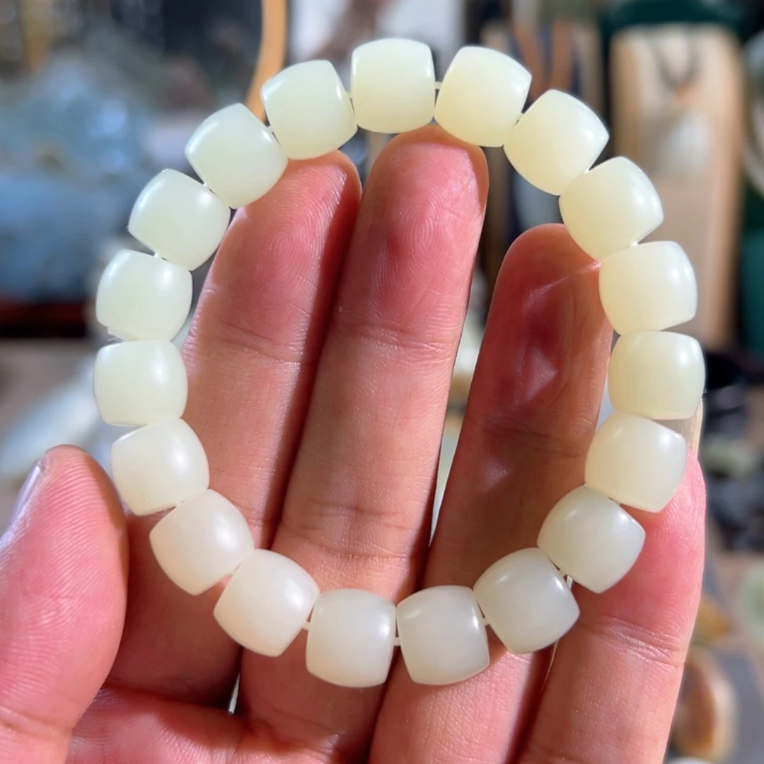 手串未镶嵌和田玉且未料