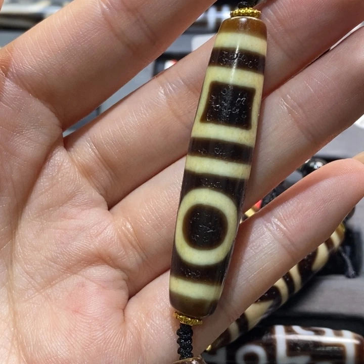 泡***o玛瑙/玉髓（覆膜）未镶嵌颈饰