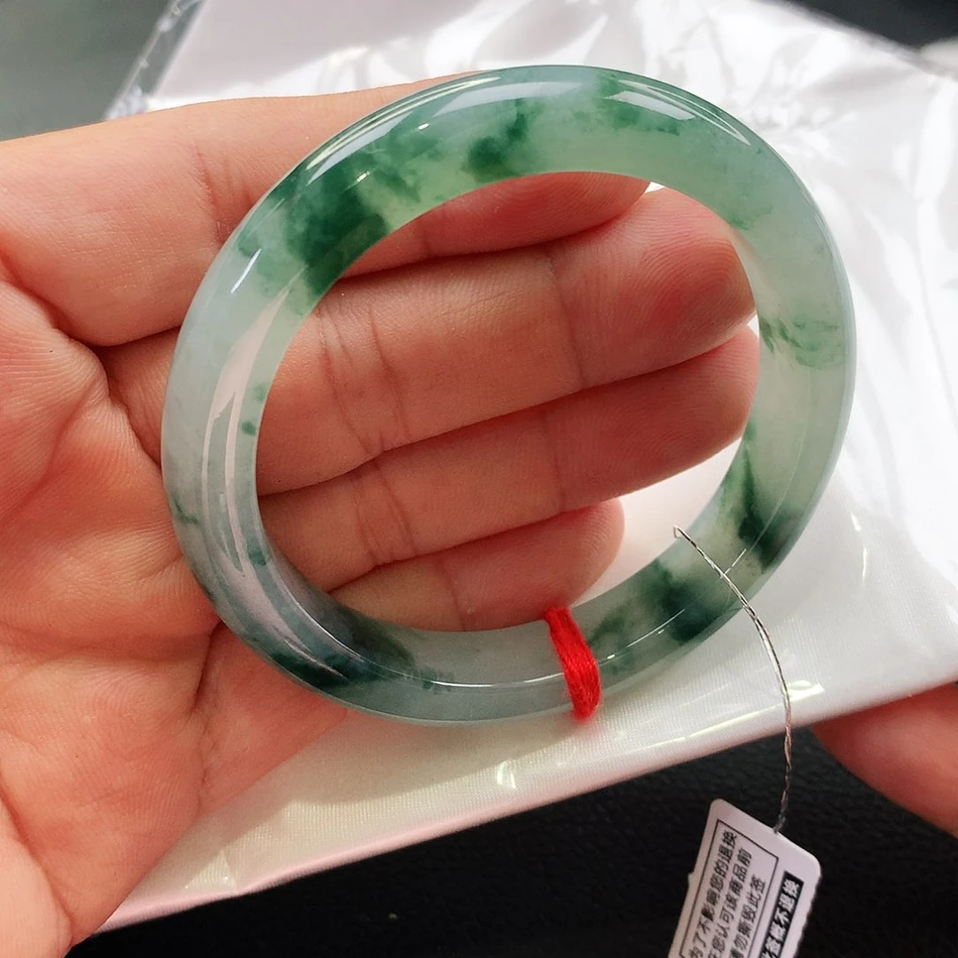 未镶嵌手镯翡翠天然翡翠手镯