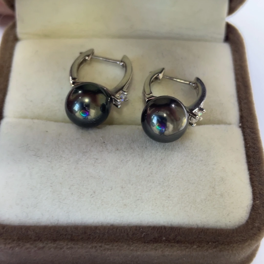 未镶嵌海水珍珠耳饰