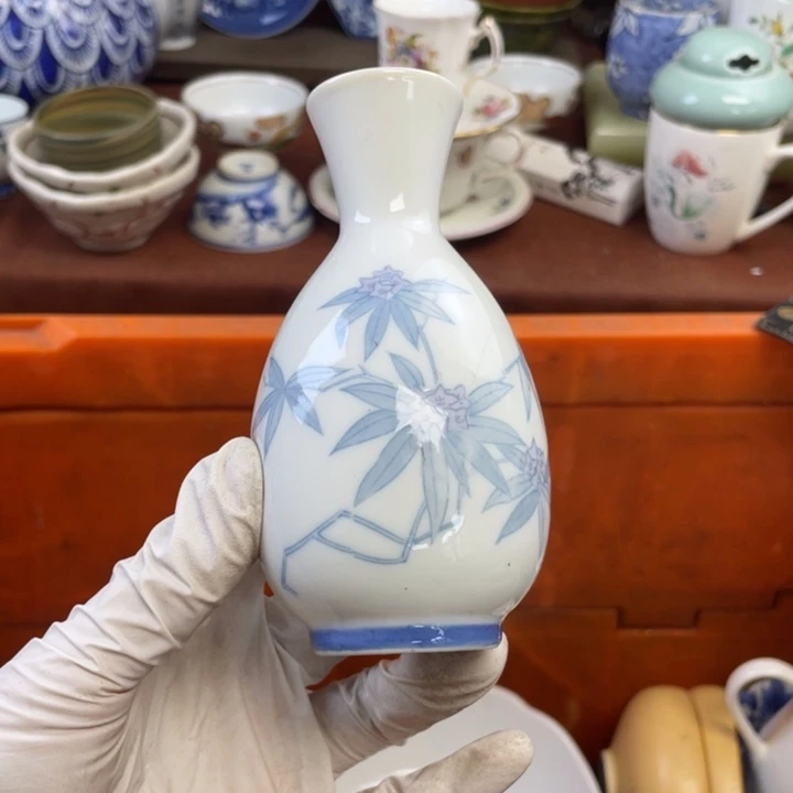 他家瓷器真美…开播了