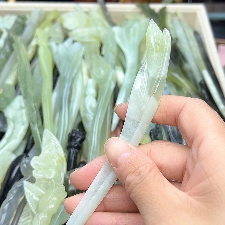 蛇纹石玉未镶嵌发簪