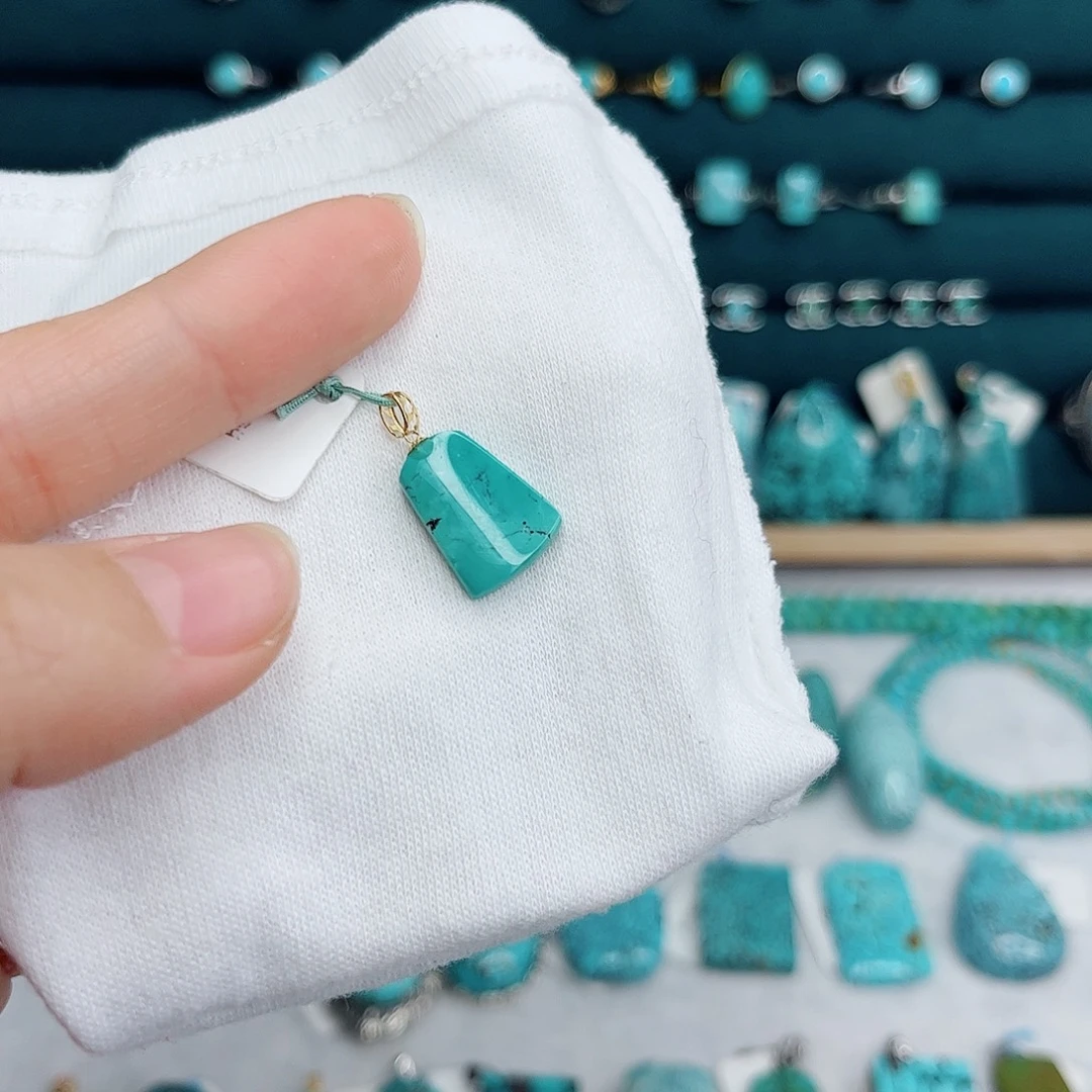 绿松石18K金镶嵌绿松石