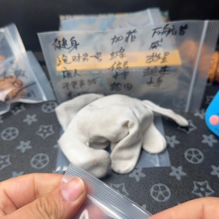 小***w大叶紫檀（黑酸枝木类）