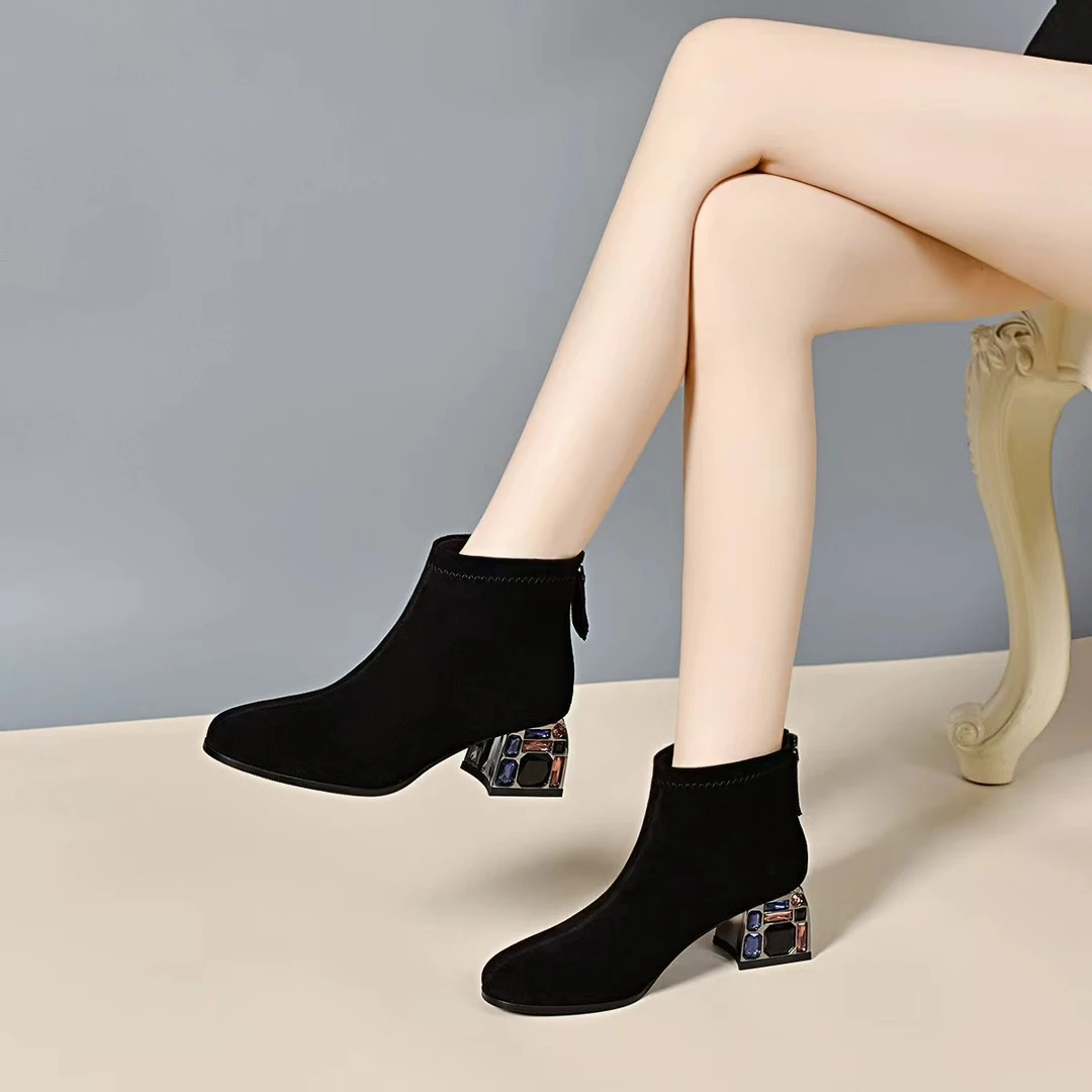 真皮羊皮磨砂冬季中跟圆头短靴绒面瘦瘦靴极简风透气轻职风