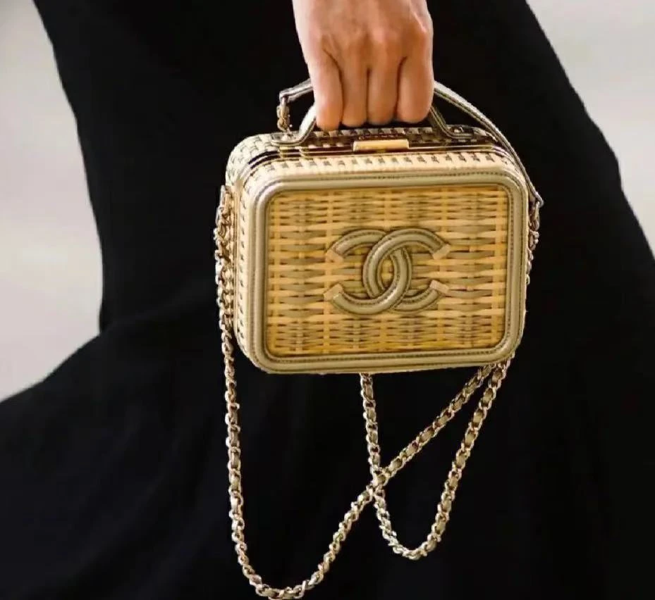 未使用  爱包包奢品/CHANEL香奈儿 单肩包 6420