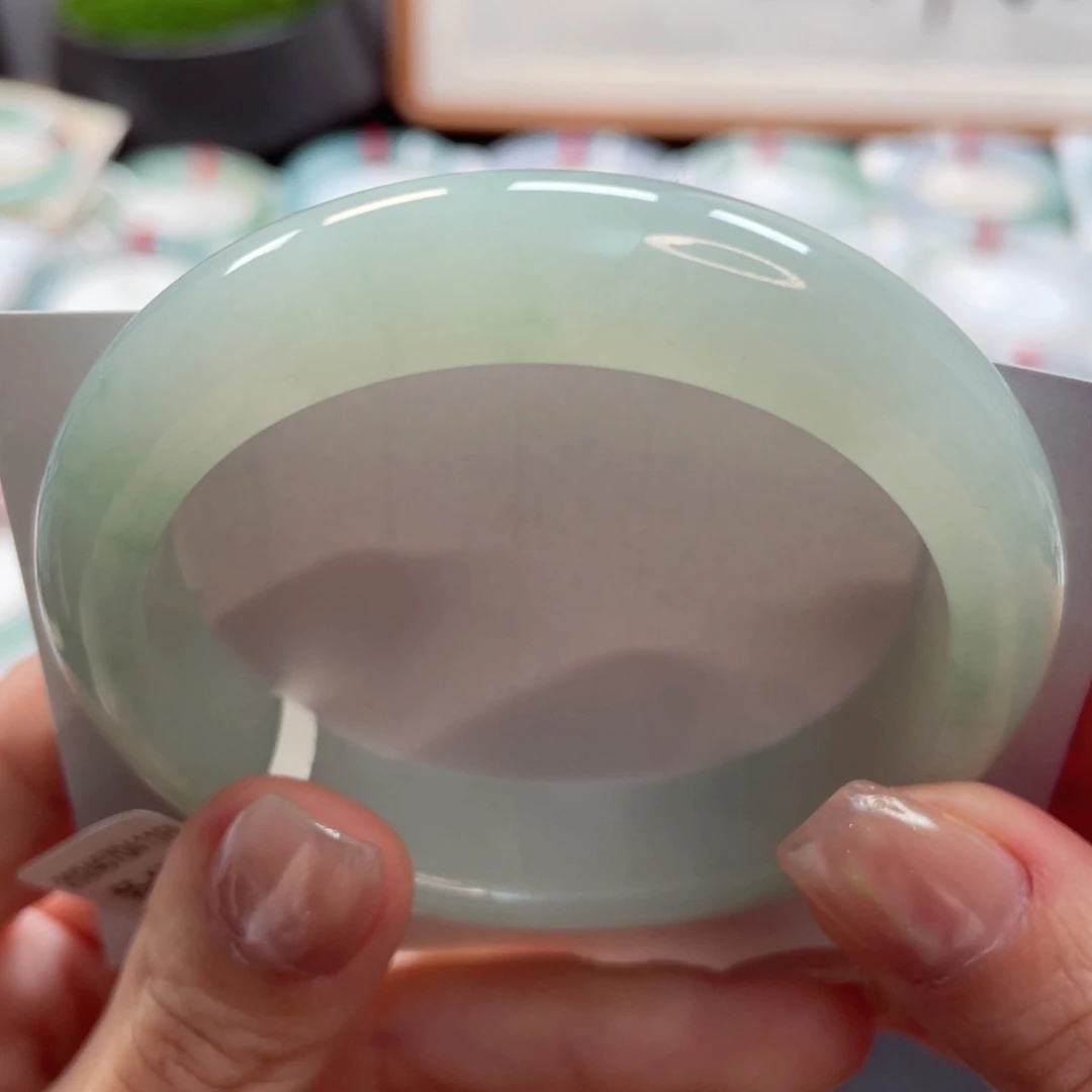 【闪购商品】翡翠手镯未镶嵌55冰胶芙蓉飘绿花葡萄肉24号