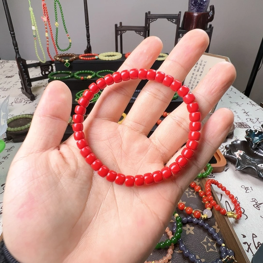 牛血红老型珠血红手串