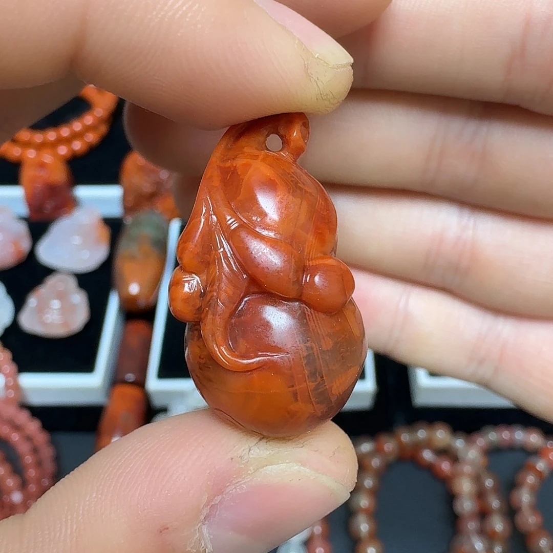 南红玛瑙未镶嵌川料瓦西满色满肉火焰纹葫芦11.6g