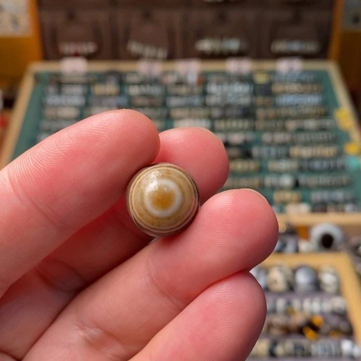 未镶嵌玛瑙/玉髓珠宝半成品