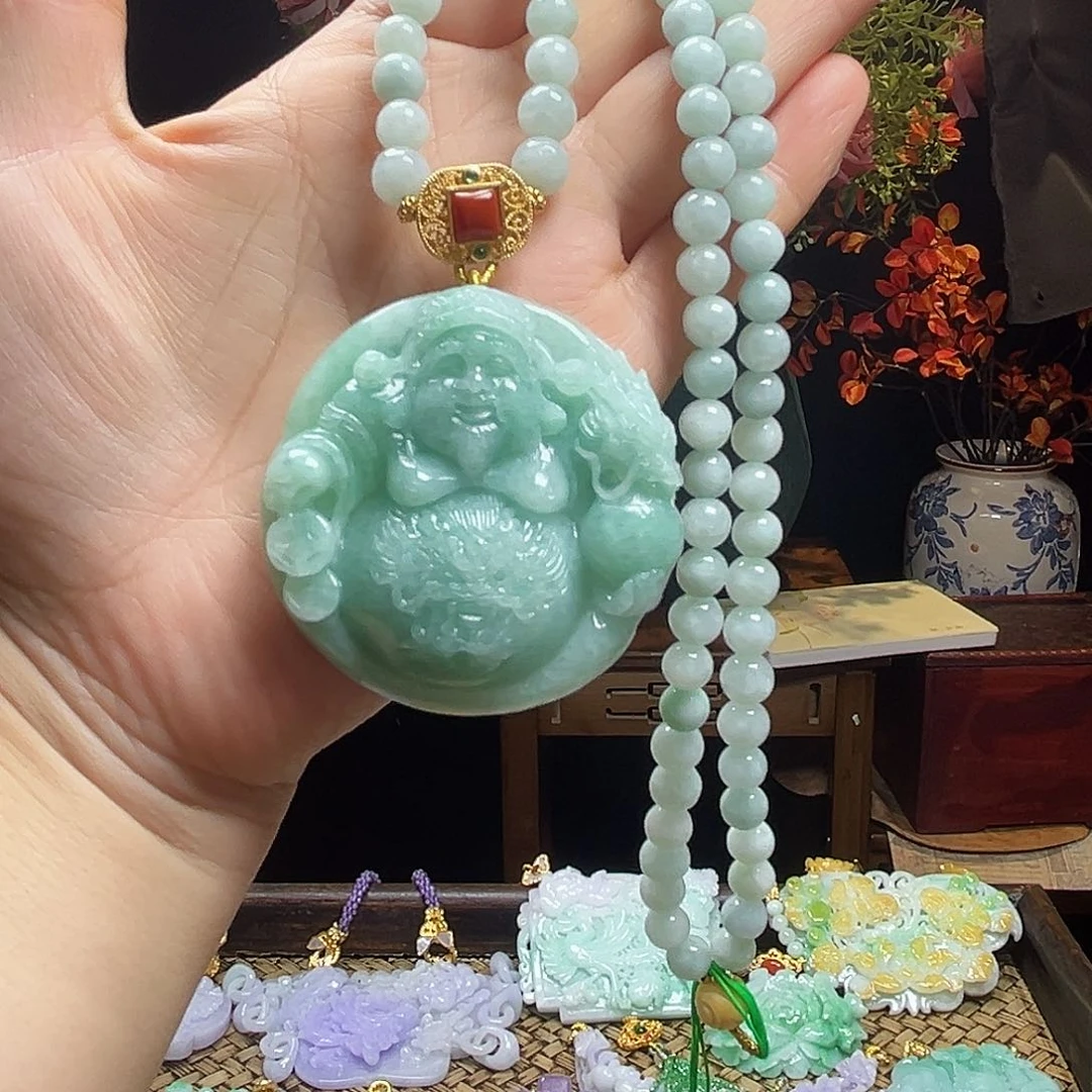 翡翠颈饰未镶嵌天然翡翠