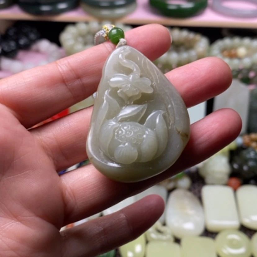 【闪购商品】颈饰未镶嵌和田玉（糖玉）
