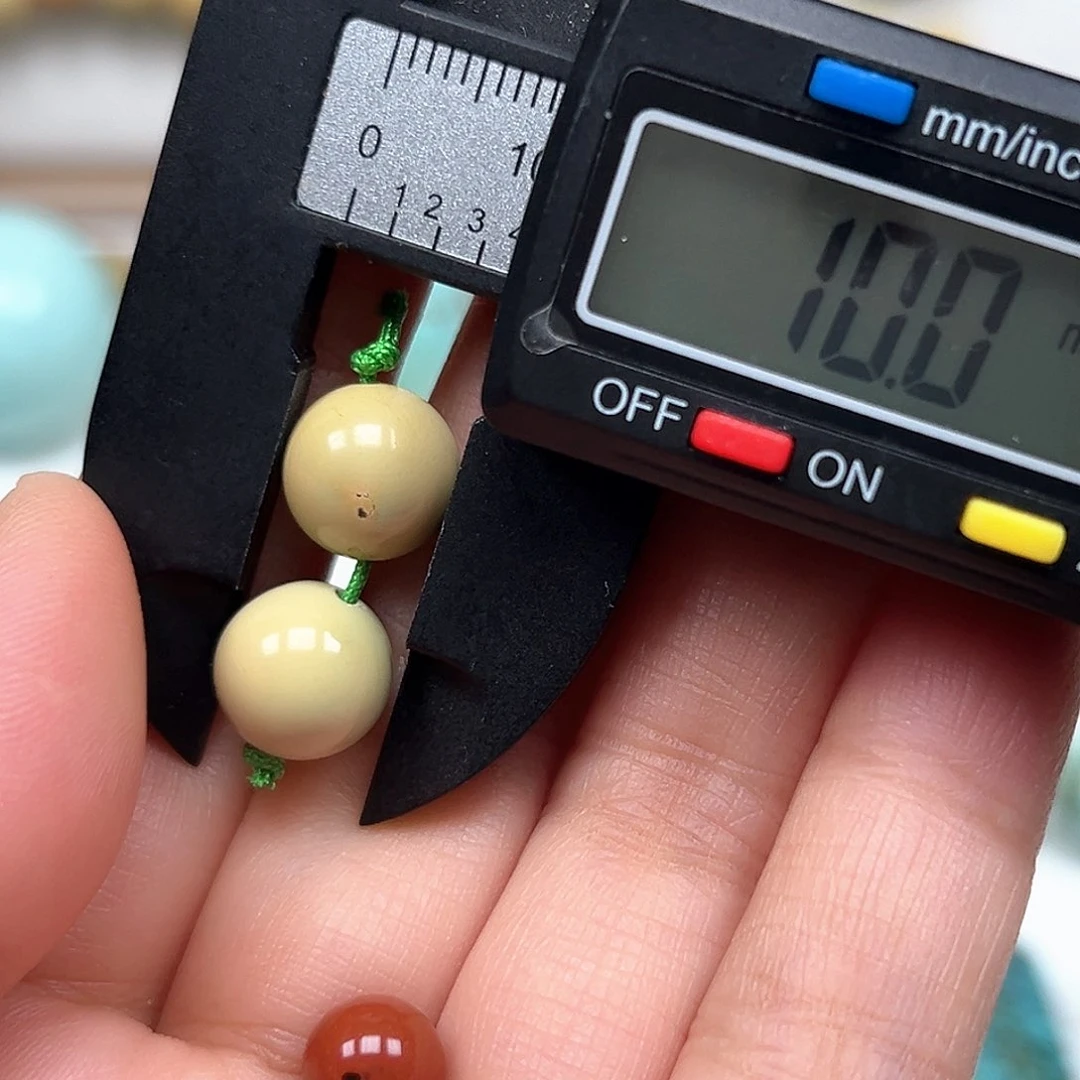 南红玛瑙未镶嵌颈饰