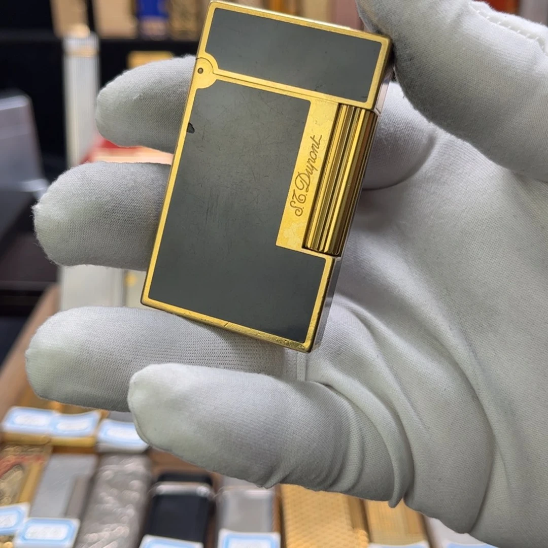 用***9都大号黑色漆面稀有款