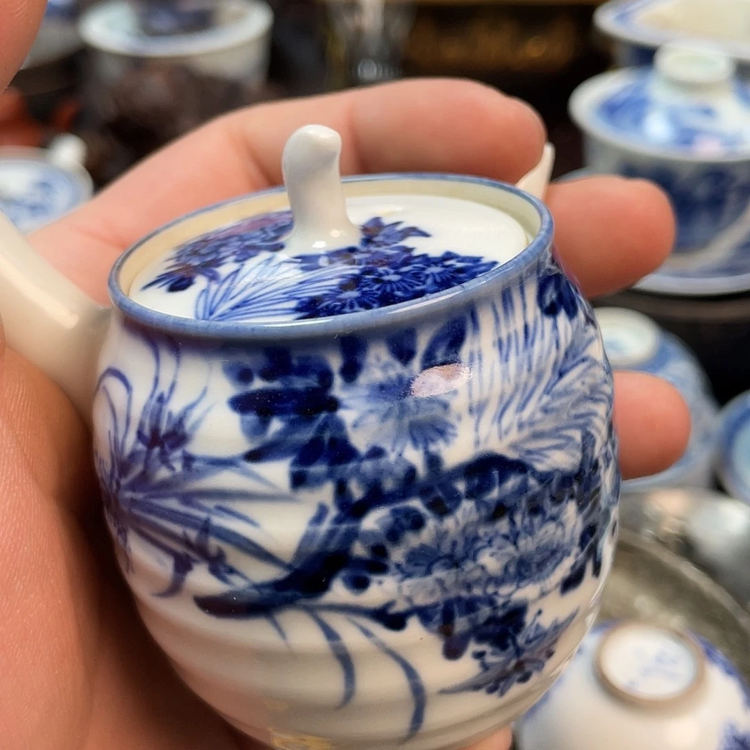 刘***华核桃两个球核桃两个球茶壶