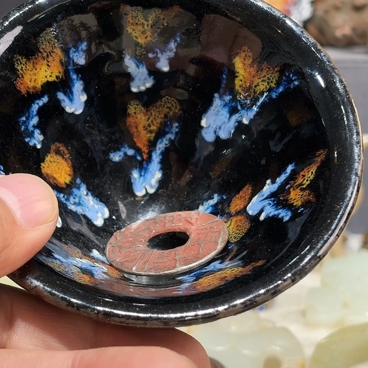 德***师瓷器制作工艺精湛