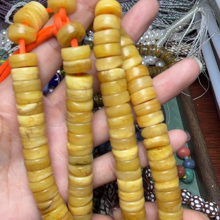 玻璃颈饰2004一条