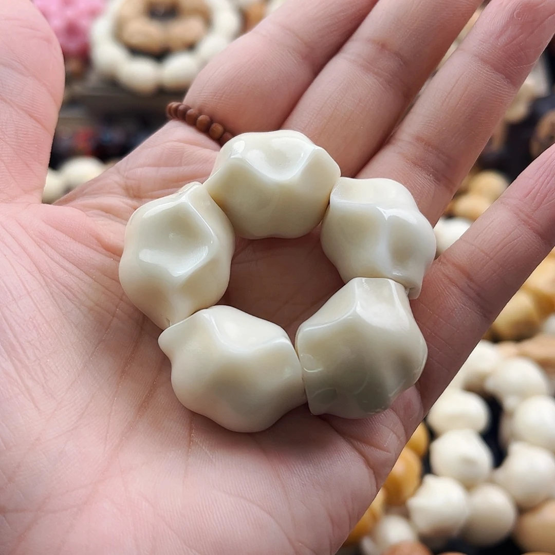 吊坠菩提根/象牙果饺子手捻微瑕
