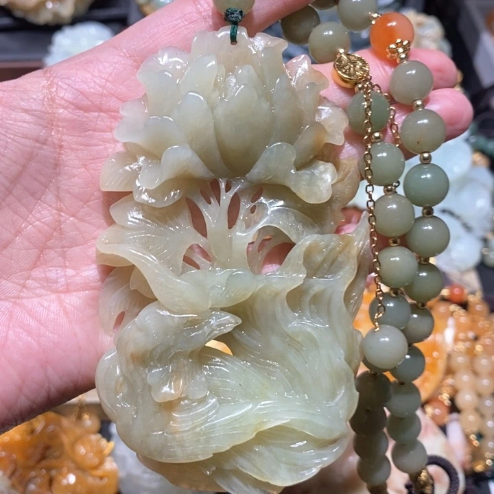 岫玉毛衣链未镶嵌