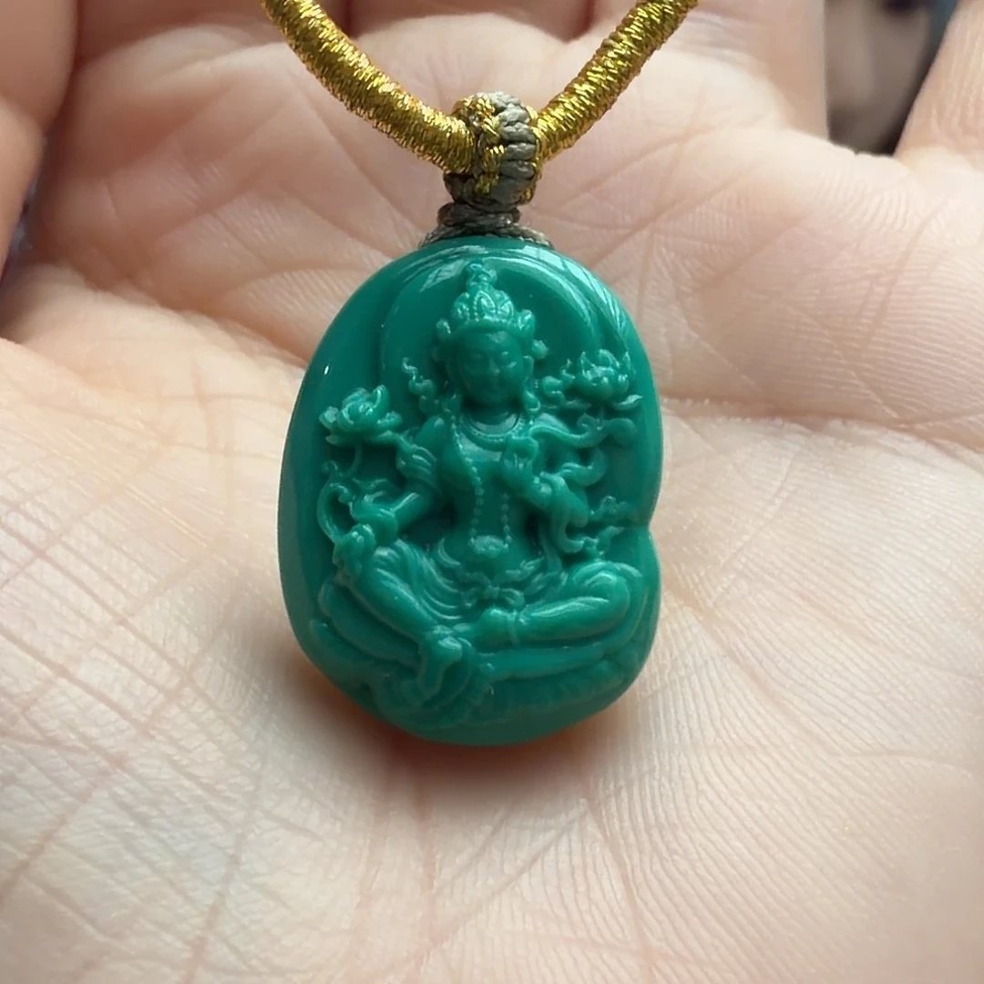 绿松石未镶嵌颈饰