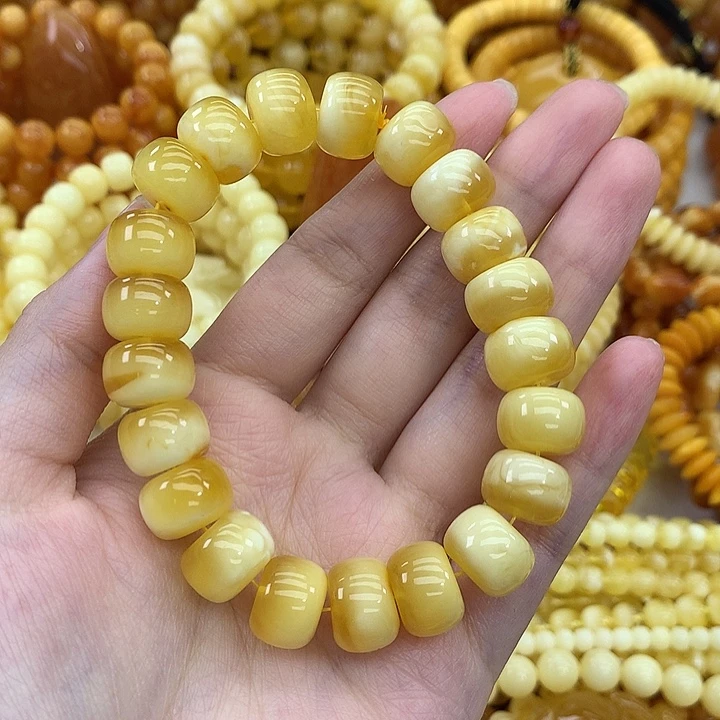 蜜蜡未镶嵌珠宝奇石