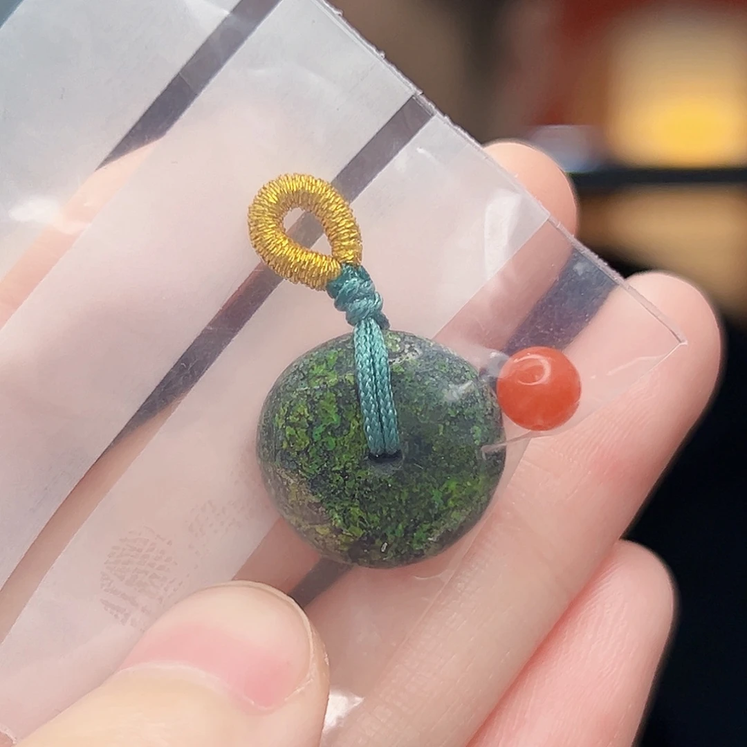 南红玛瑙未镶嵌珠宝奇石