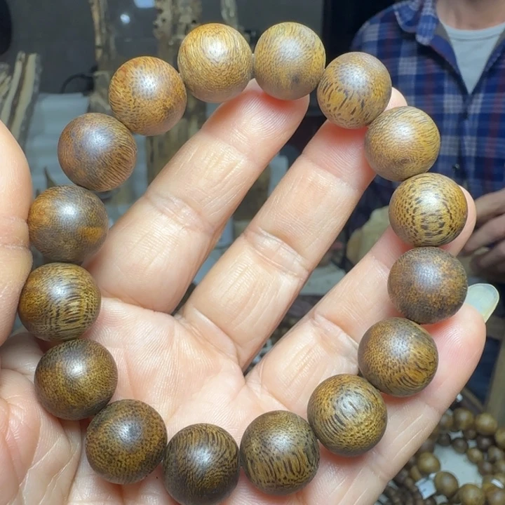 用***1沉香碎屑沉香1.4单圈18克