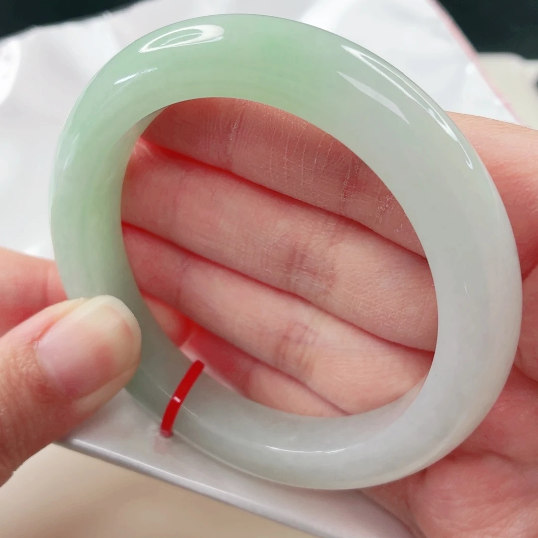 翡翠未镶嵌手镯55圈231117泥鳅背