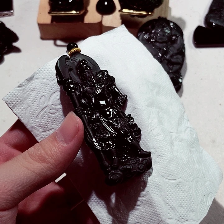 一***舟翡翠未镶嵌颈饰翡翠