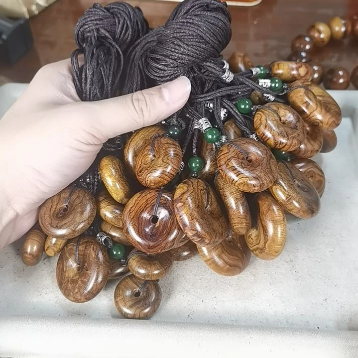 黄花梨/降香黄檀吊坠虎皮平安扣大小尺寸多样性发其一