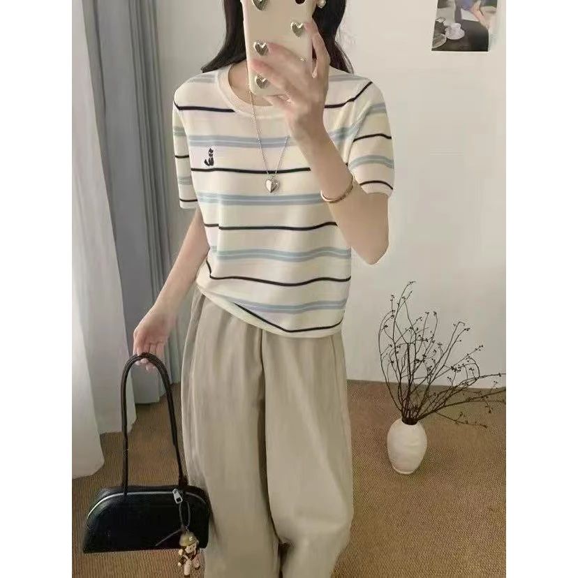 B 门店38&9！自带降温效果！莱赛尔天丝~猫咪提花条纹短袖针织T4506