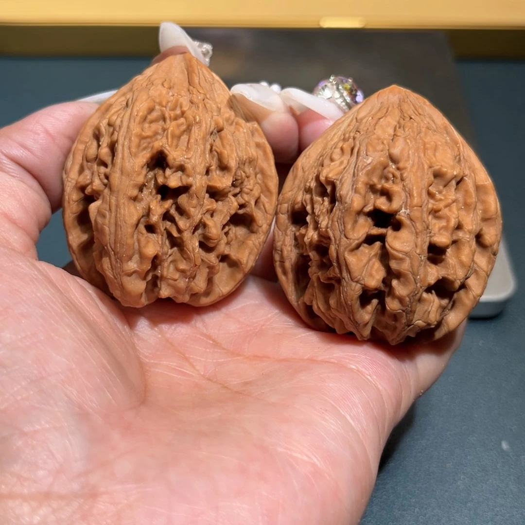 文玩核桃把件*️***大沽石43