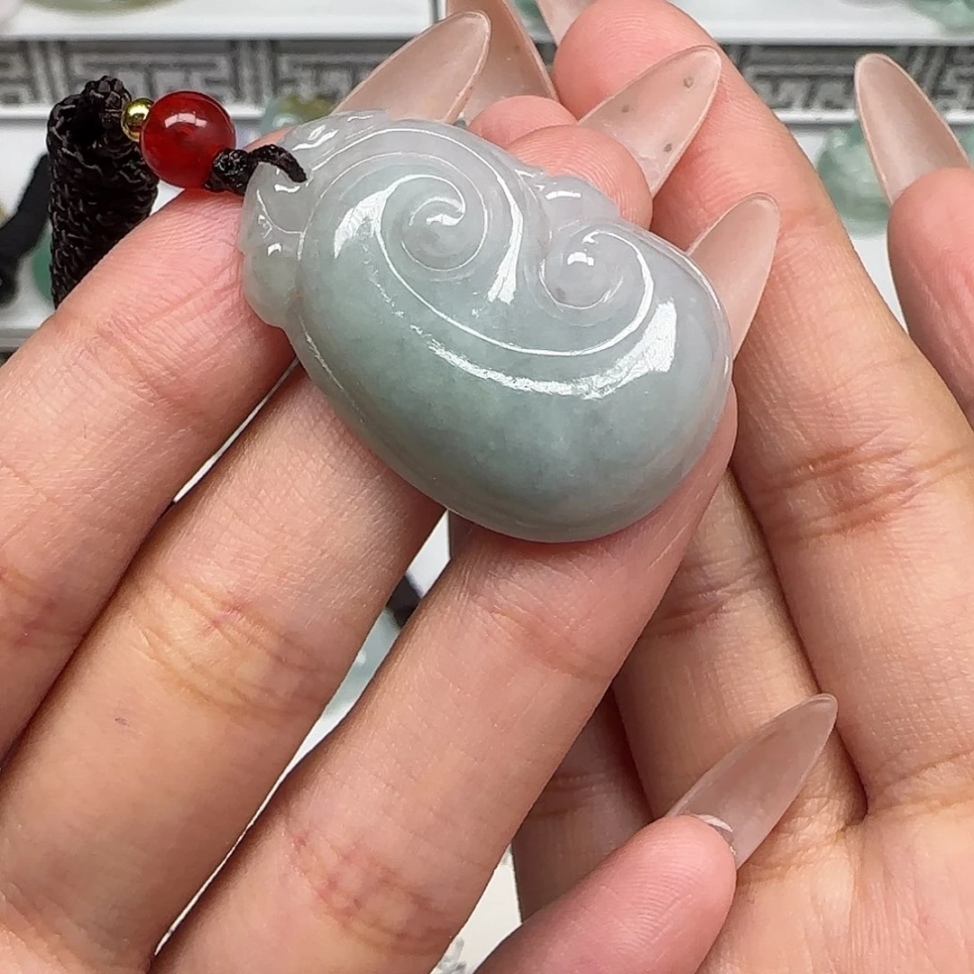 翡翠未镶嵌颈饰56