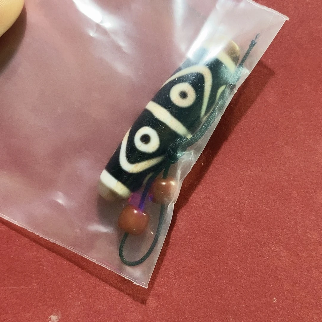 闲***客玛瑙/玉髓未镶嵌颈饰行运臻品顶料八眼