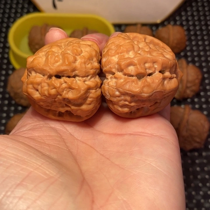 把件文玩核桃四深开八腿蛙王