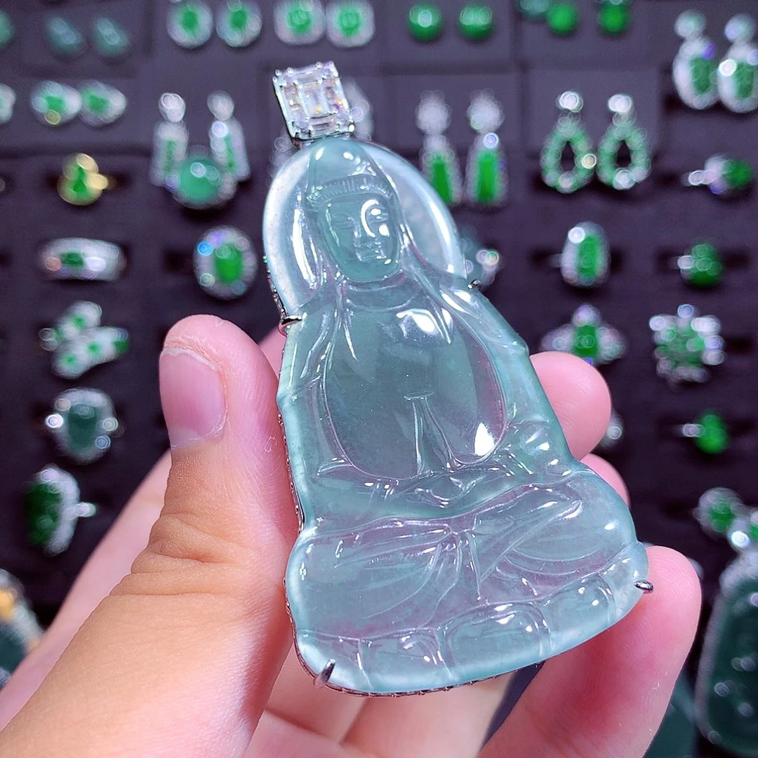 颈饰未镶嵌翡翠天然