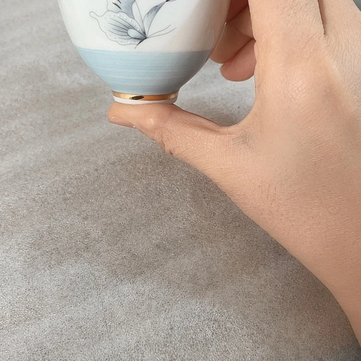 手绘精品主人杯。