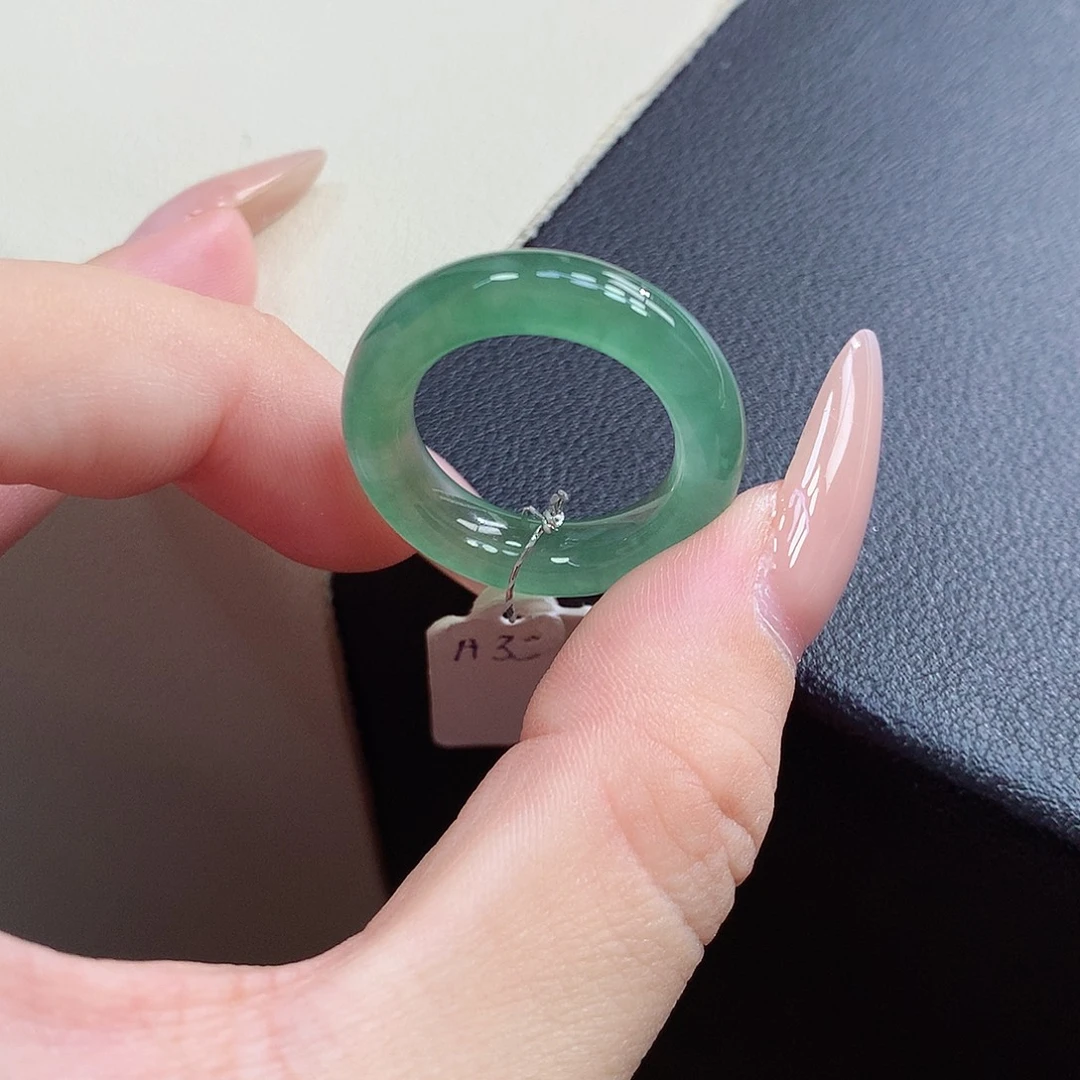 翡翠未镶嵌戒指16-17号