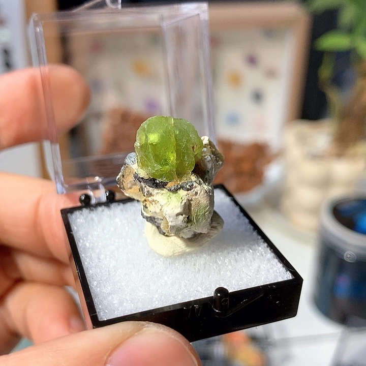 2318 三水矿物标本摆件