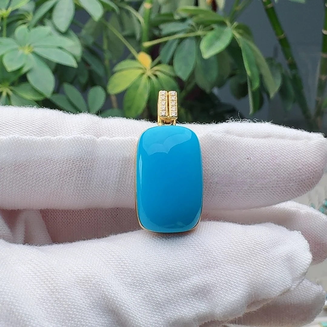 绿松石18K金镶嵌颈饰吊坠