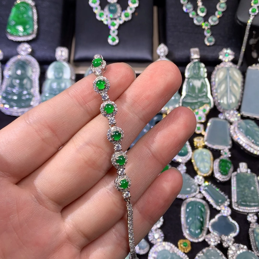 翡翠挂件未镶嵌莹****计98776666566788