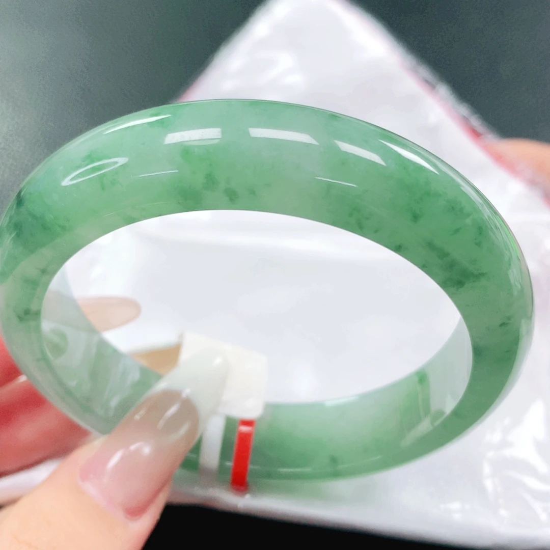未镶嵌手镯翡翠57