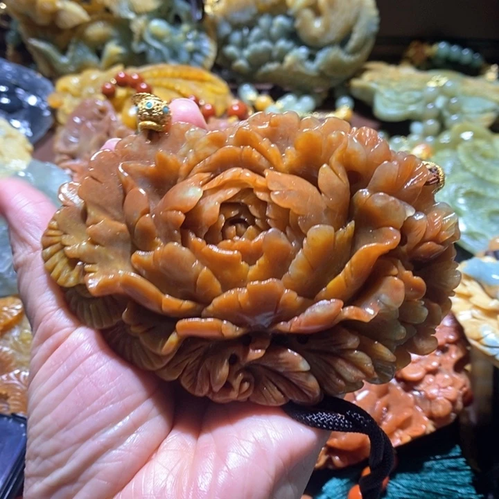 岫玉未镶嵌毛衣链万**意