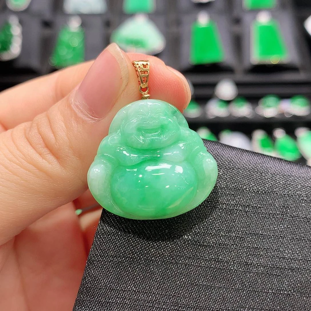 翡翠18K金镶嵌颈饰佛公