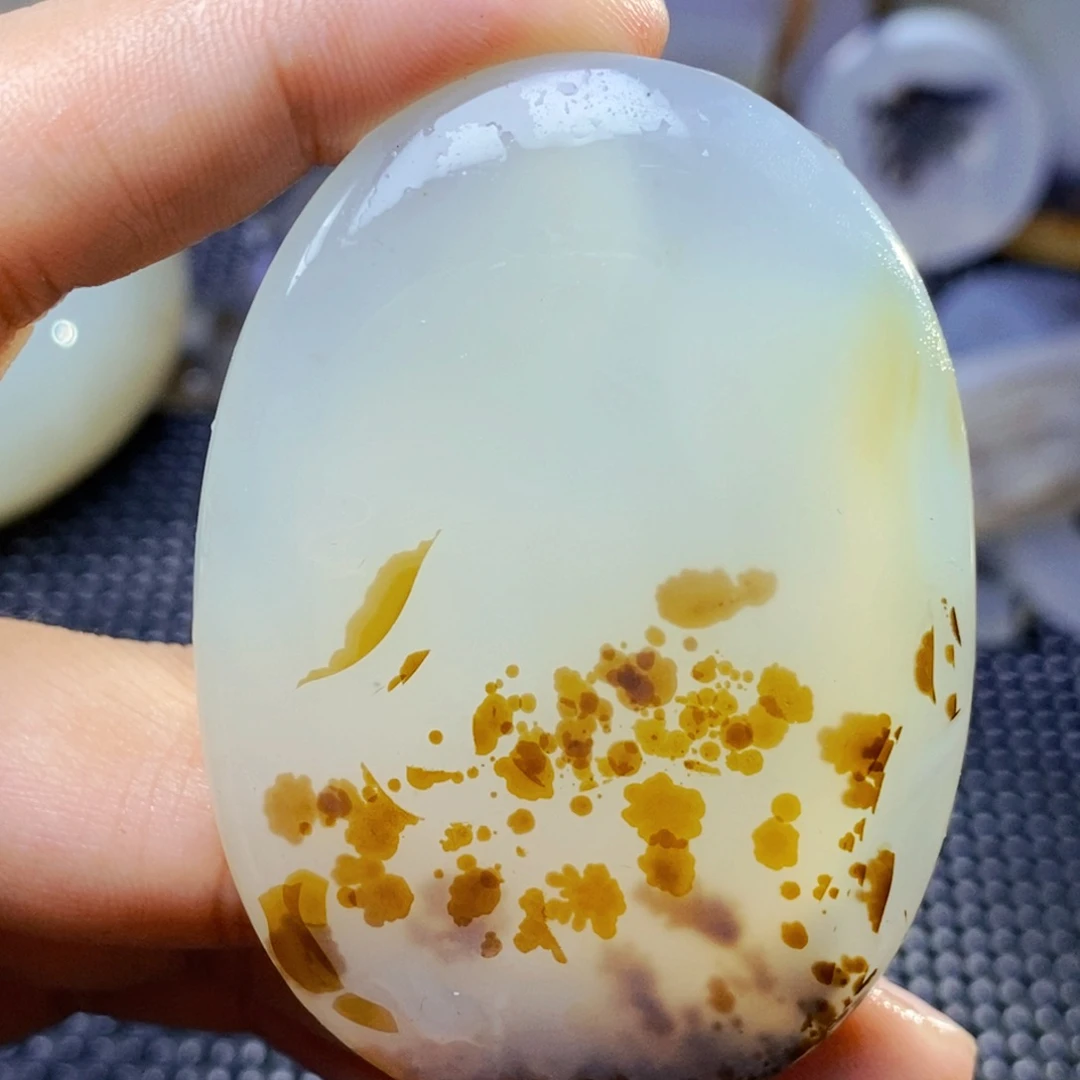 玛瑙/玉髓未镶嵌珠宝奇石
